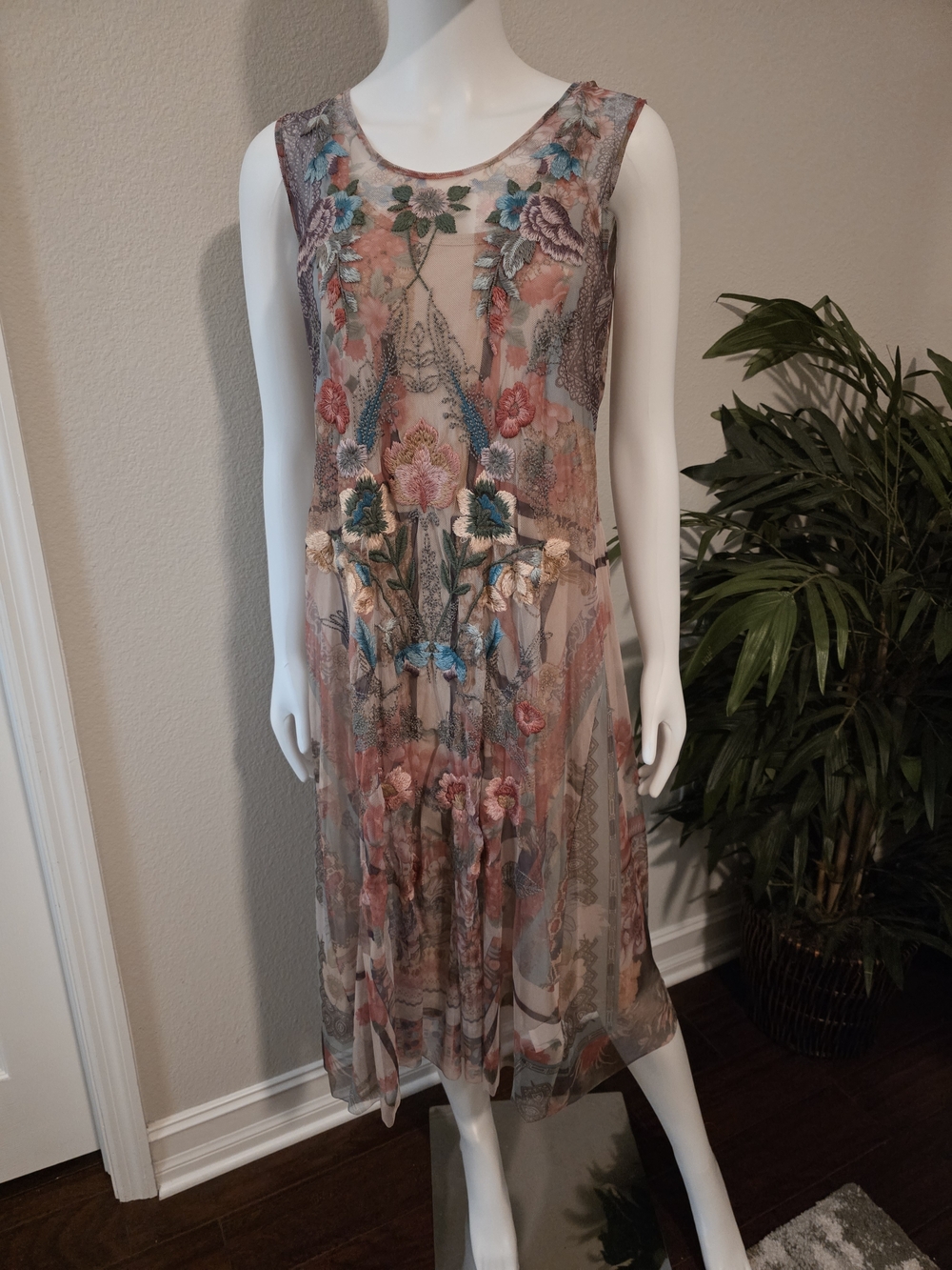 Johnny Was Floral Embroidered Sleeveless Mesh Dress - Multicolor Size M